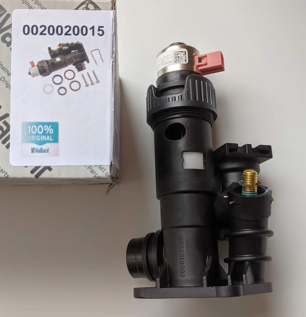 Клапан трехходовой Vaillant AtmoTEC, Turbo TEC Pro/Plus (0020014168, 0020020015) — изображение 3