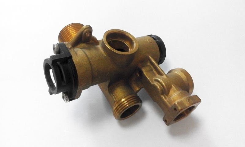Клапан трехходовой Immergas Eolo Mini, Nike Mini, Mini Special 3.016701, 1.025354