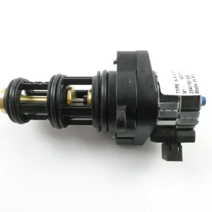 Трехходовой клапан с шаговым электродвигателем Viessmann Vitopend 100-W WH1B 7824699